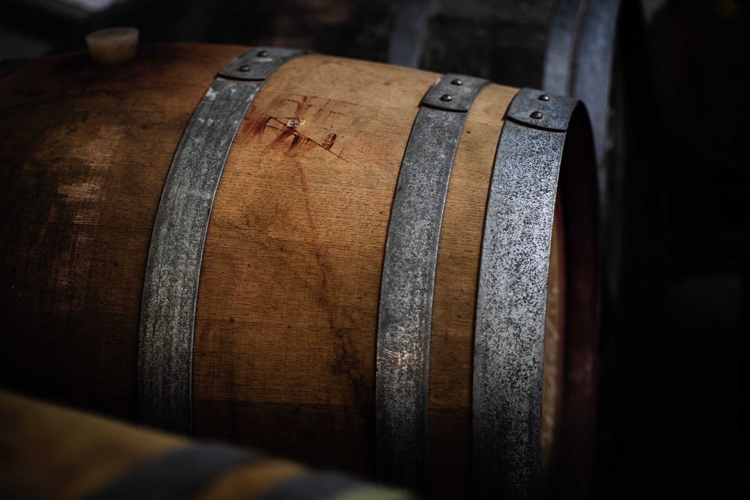 Right oak barrels for brewing beer